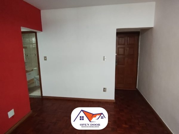 Excelente apartamento de 2 quartos reformado no bairro São Bernardo – Juiz de Fora – MG