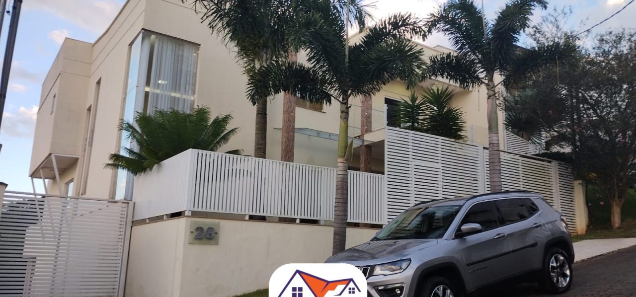 Luxuosa casa no Condomínio Spina Ville – Juiz de Fora – MG